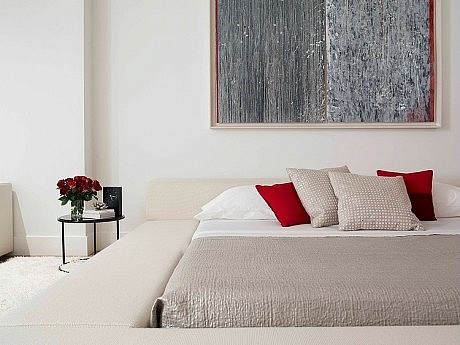 Fabulous Flat by West Chin Architect