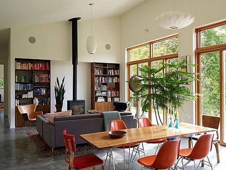 Confluence House by Incorporated