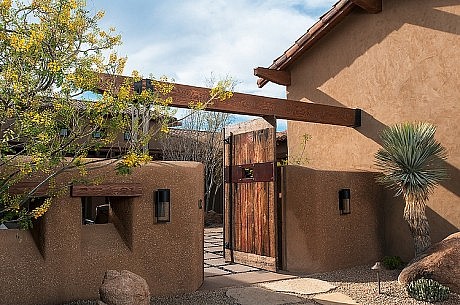 Whisper Rock Residence by Tate Studio Architects