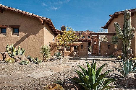 Whisper Rock Residence by Tate Studio Architects