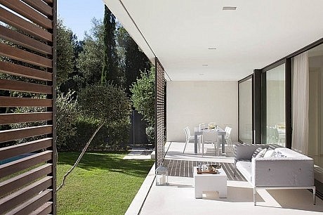 Bauza Residence by Miquel Lacomba