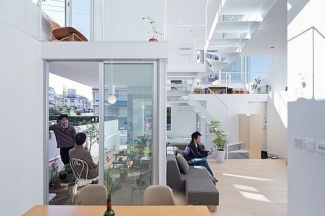 House in Chayagasaka by Tetsuo Kondo Architects