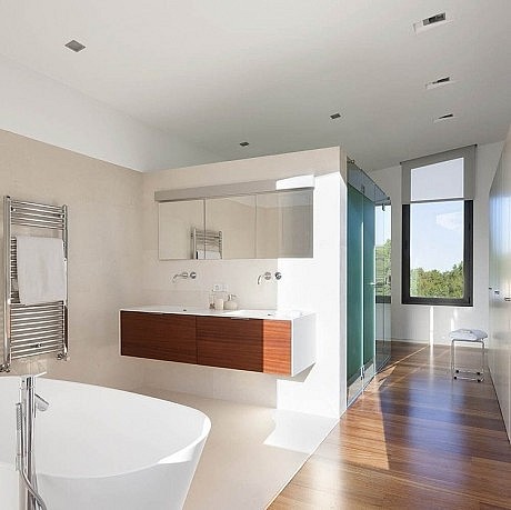 Bauza Residence by Miquel Lacomba