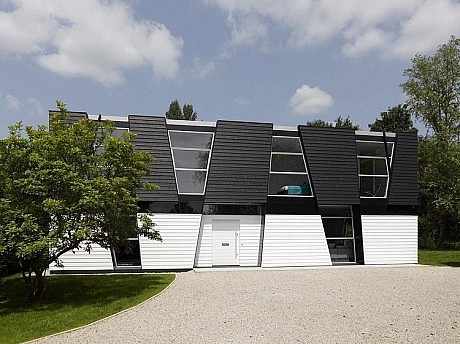 Trish House by Matthew Heywood