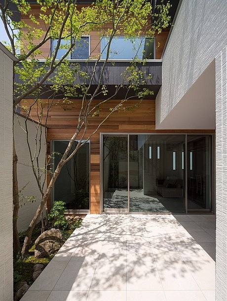 M4-house by Architect Show