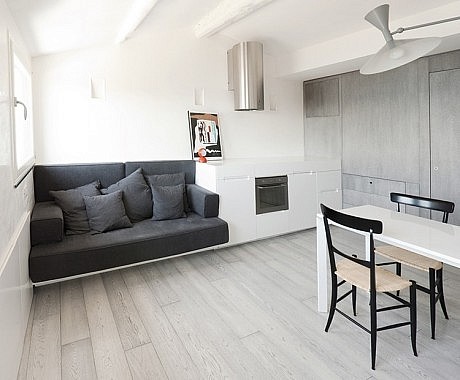 Small Holiday Flat by Gosplan