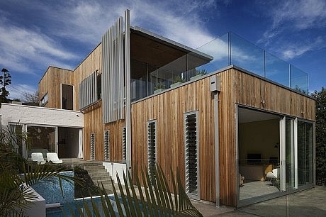 Brown Vujcich House by Bossley Architects