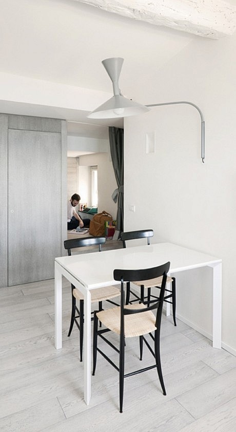 Small Holiday Flat by Gosplan