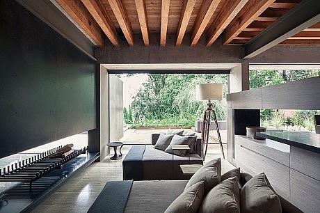 House by the Lake by CHK Arquitectura