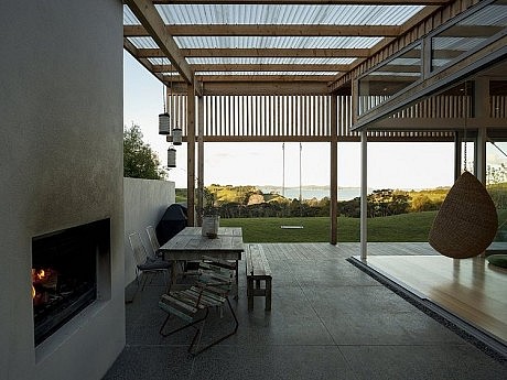 Brick Bay House by Glamuzina Paterson Architects
