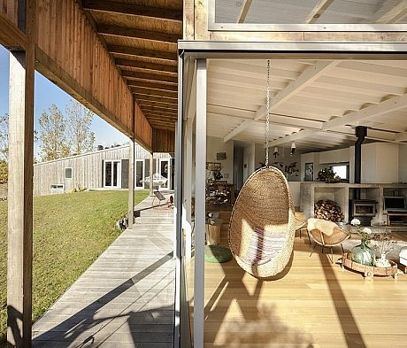 Brick Bay House by Glamuzina Paterson Architects