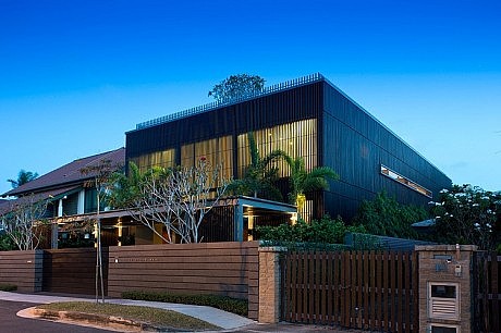 Centennial Tree House by Wallflower Architecture + Design