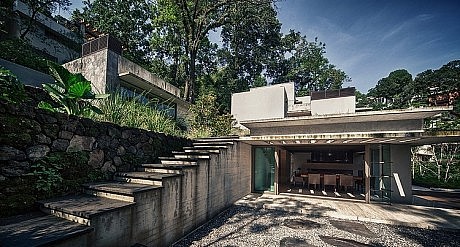 House by the Lake by CHK Arquitectura
