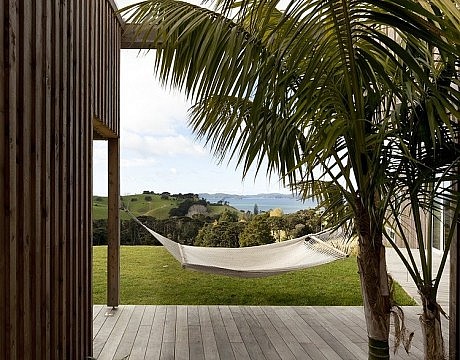 Brick Bay House by Glamuzina Paterson Architects