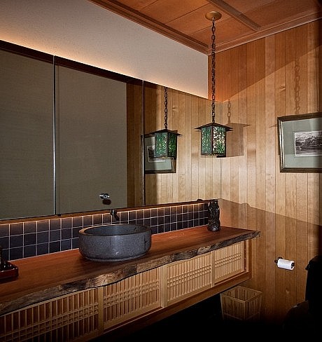 Eastern Seaboard Residence by G. Steuart Gray