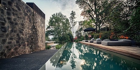House by the Lake by CHK Arquitectura