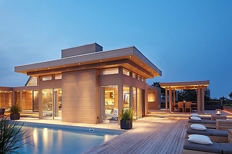 Guesthouse by Bromley Caldari Architects