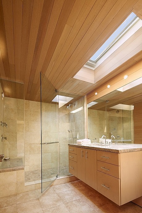 Guesthouse by Bromley Caldari Architects