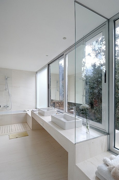 Valdemorillo House by Otto Medem Arquitectura