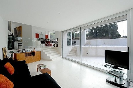 Valdemorillo House by Otto Medem Arquitectura