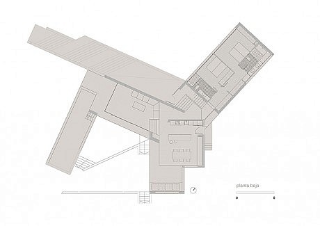 Valdemorillo House by Otto Medem Arquitectura