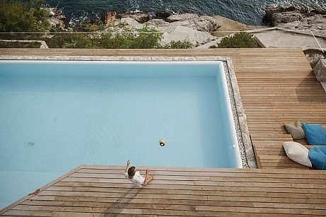 V2 House by 3LHD Architects