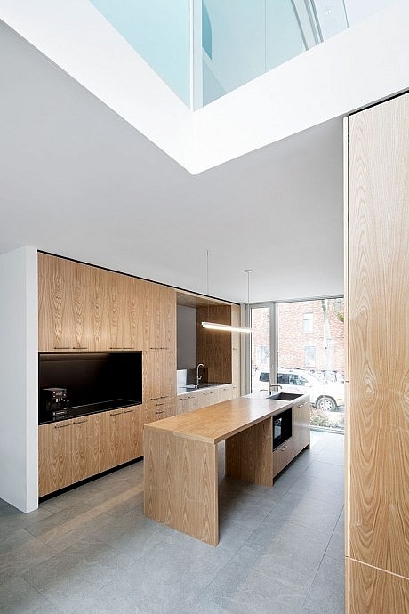 Alexandra Residence by Naturehumaine