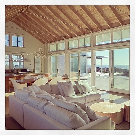 Swede Hill House by Aquidneck Properties