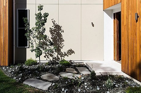 Cooks Hill Residence by Bourne Blue Architecture