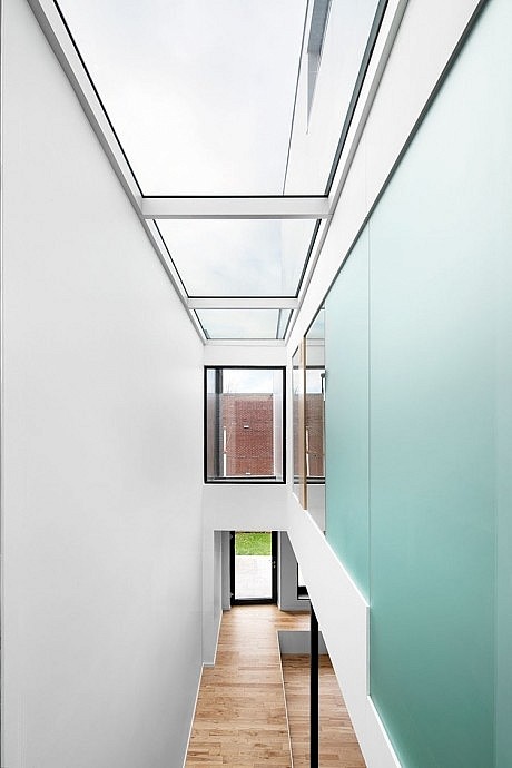 Alexandra Residence by Naturehumaine