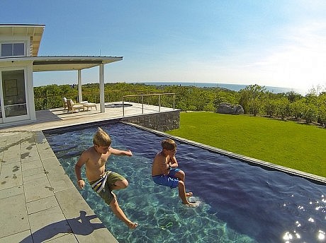 Swede Hill House by Aquidneck Properties