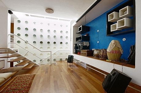 Ghose House by Gaurav Roy Choudhury Architects