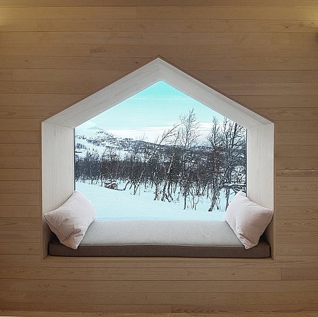 Split View Mountain Lodge by Reiulf Ramstad Arkitekter
