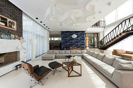 Country House by Leonovich Arseny