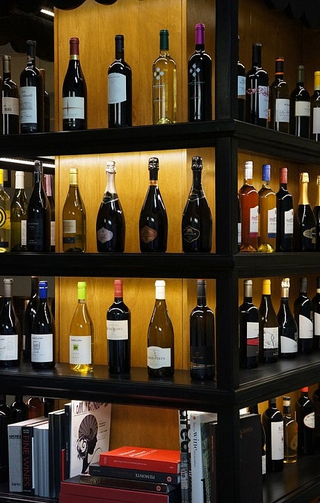 Customized Bookcase by Antica Ebanisteria Gambella - 3