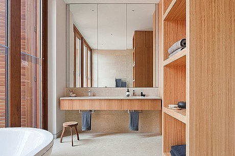 House on Wellington Street by Robert Mills Architects