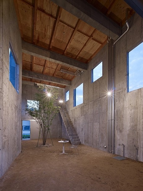 House in Yagi by Suppose Design Office