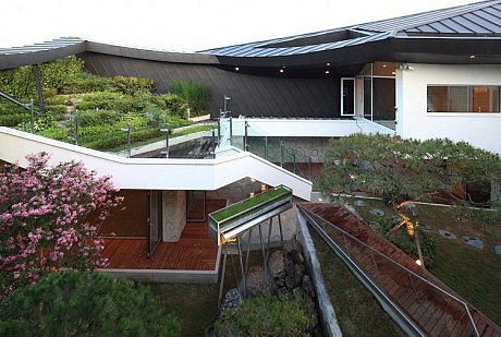 Ga On Jai by Iroje KHM Architects