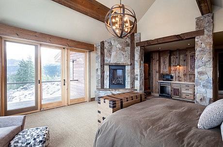 Juniper Hills Retreat by High Camp Home