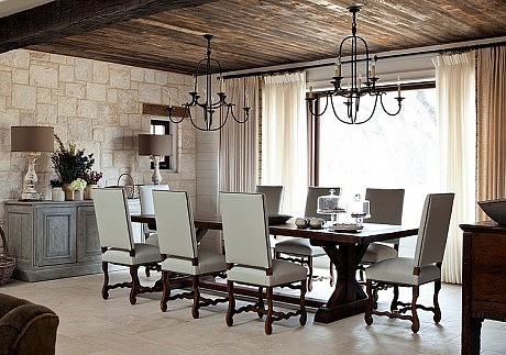Frio Family Retreat by Dalgleish Construction Company