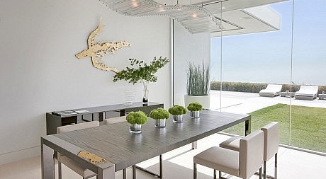 House in Beverly Hills by McClean Design