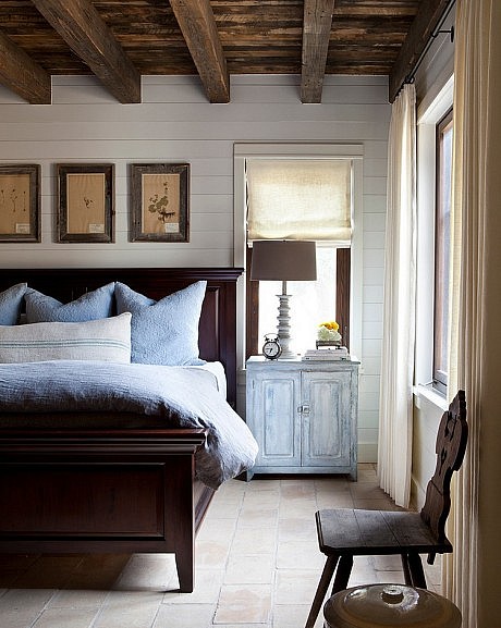 Frio Family Retreat by Dalgleish Construction Company