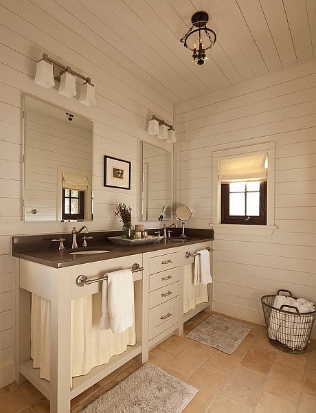 Frio Family Retreat by Dalgleish Construction Company