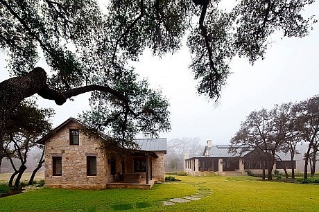 Frio Family Retreat by Dalgleish Construction Company