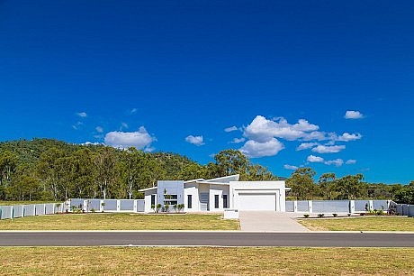 Stirling Home by CEADS