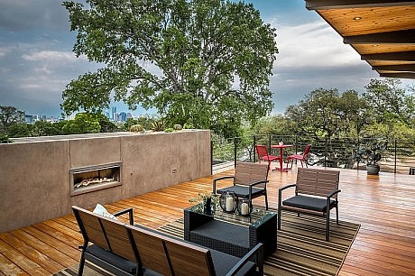 Barton Hills Residence by A Parallel Architecture