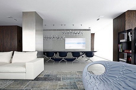 ZA House by Studio Guilherme Torres