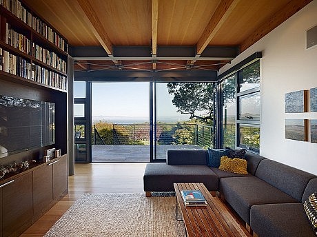 Coastal Hillside Home by Pfau Long Architecture