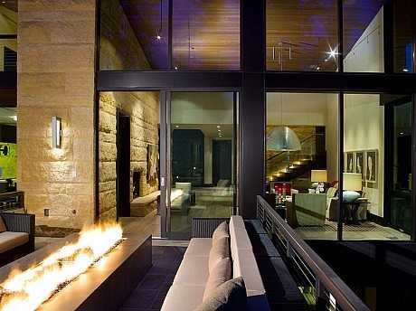 Vail River House by VAG Architects and Planners