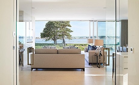 Vetro 2A by David James Architects & Associates